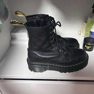 Dr. Martens Jadon platform Black Leather Boots